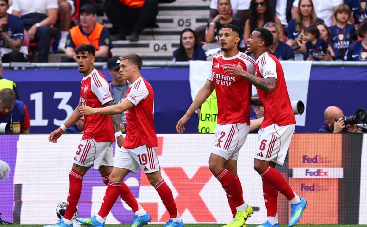 arsenal-pobedi-pszh-s-1-0-vav-finala-na-shampionskata-liga-v-budapeshta