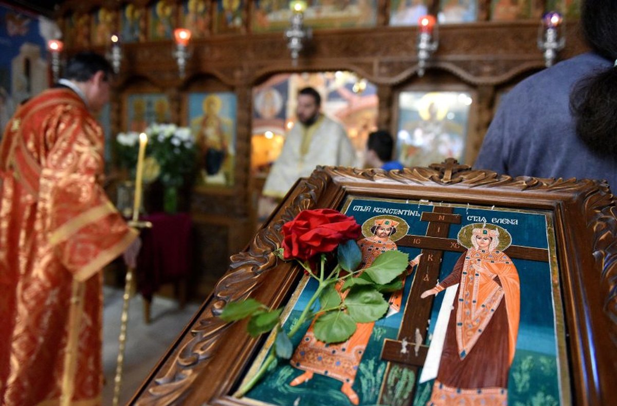 dnes-pochitame-sv-sv-konstantin-i-elena-i-vaznesenie-gospodne