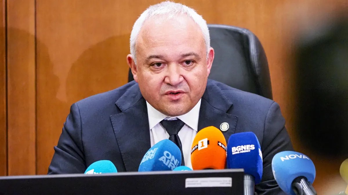 ivan-demerdzhiev-kray-na-katadzhiite-v-hrastite