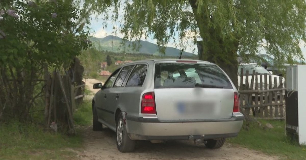 bashta-ostana-bez-rabota-za-da-vozi-detsata-si-na-uchilishte-v-kresna