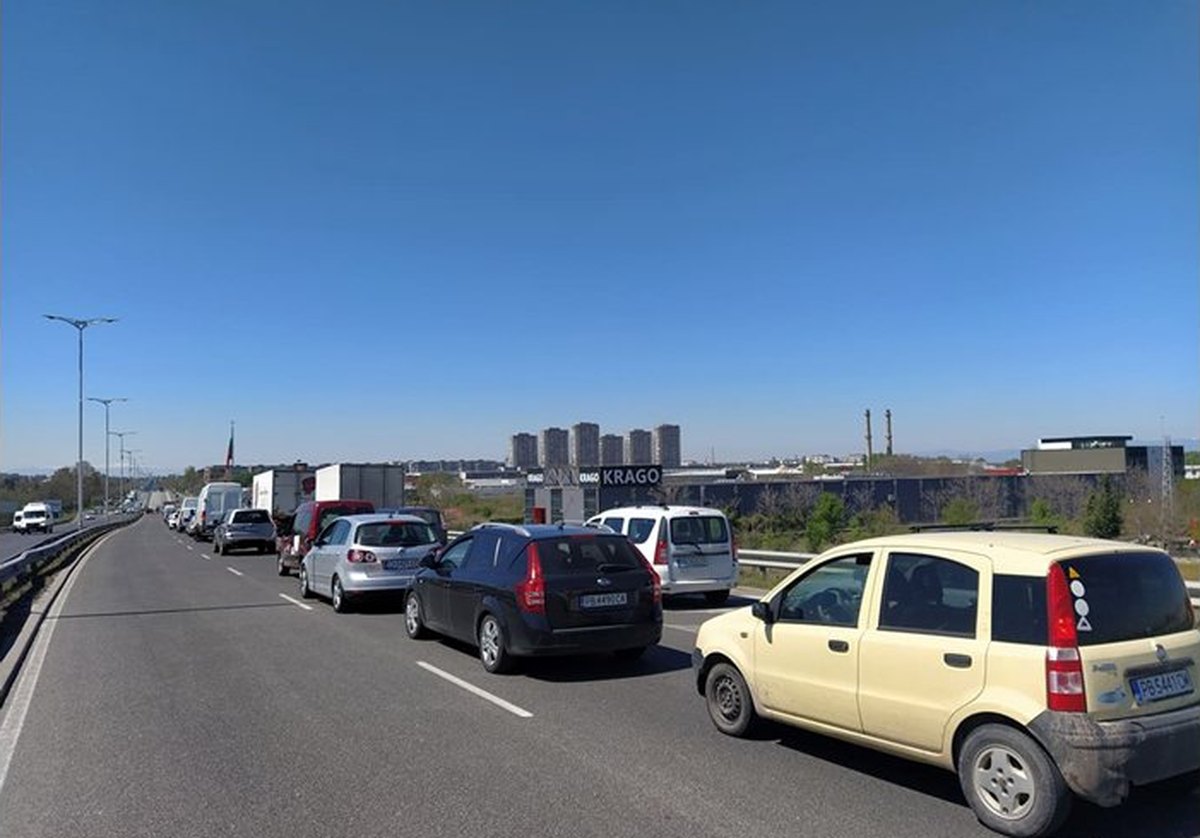 tsisterna-se-obarna-na-paten-vazel-skobeleva-mayka-v-plovdiv