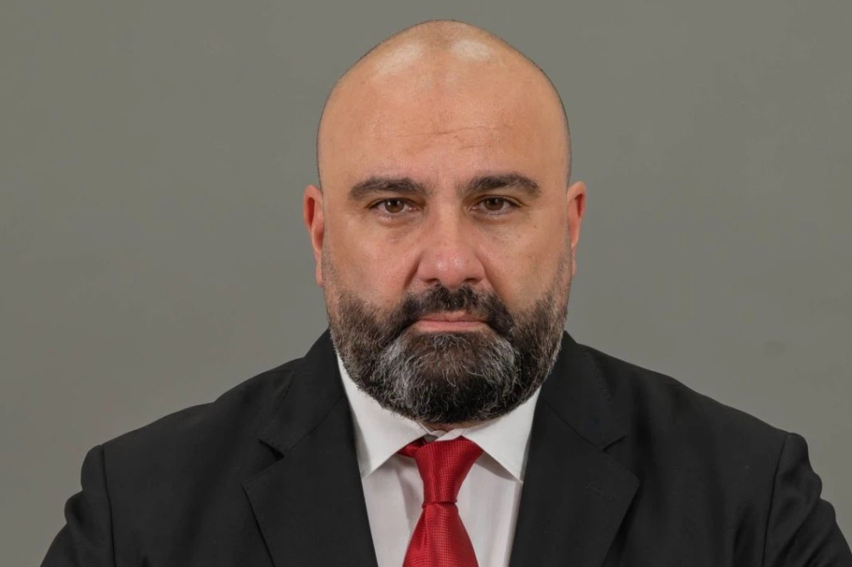 Нови областни управители встъпиха в длъжност в Русе и Кюстендил