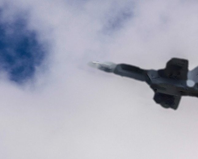 Атаки с дронове във вторник отмениха празненствата в Нижнекамск, трима ранени в Татарстан