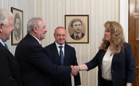 Йотова подчерта значението на българската родова памет по време на среща с настоятелството на Българската екзархия в Истанбул