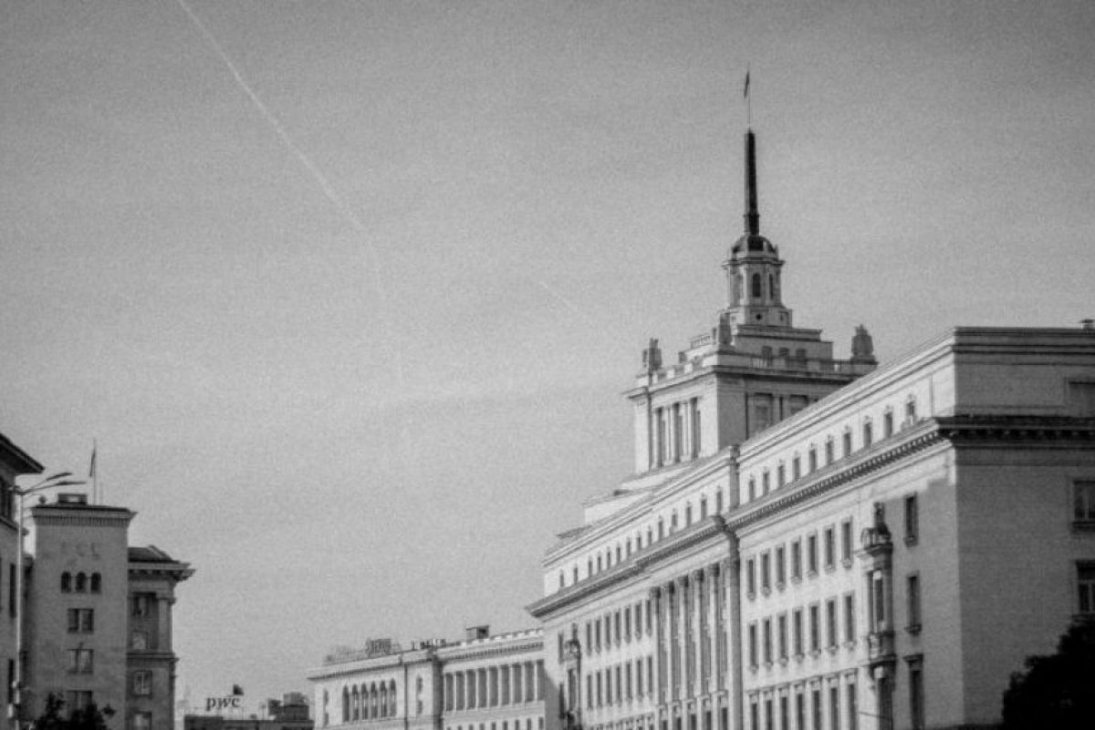 7 юни: Недостигнатият връх на българската демокрация, който взриви София