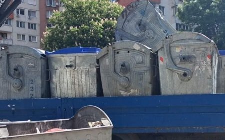 Нови контейнери за отпадъци се поставят в Пазарджик