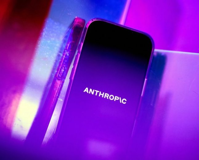 Anthropic деактивира моделите си заради директива на Тръмп
