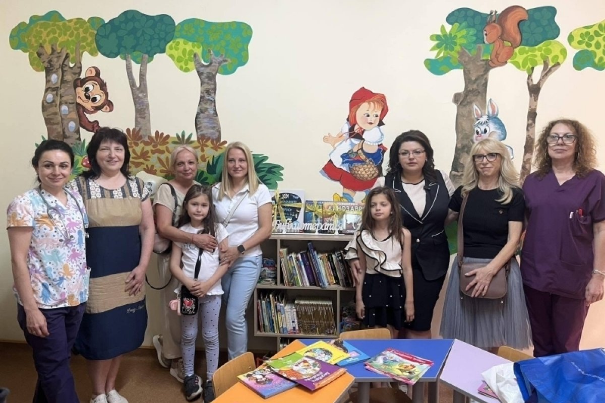Откриха библиотечен кът с над 175 книги в монтанската болница
