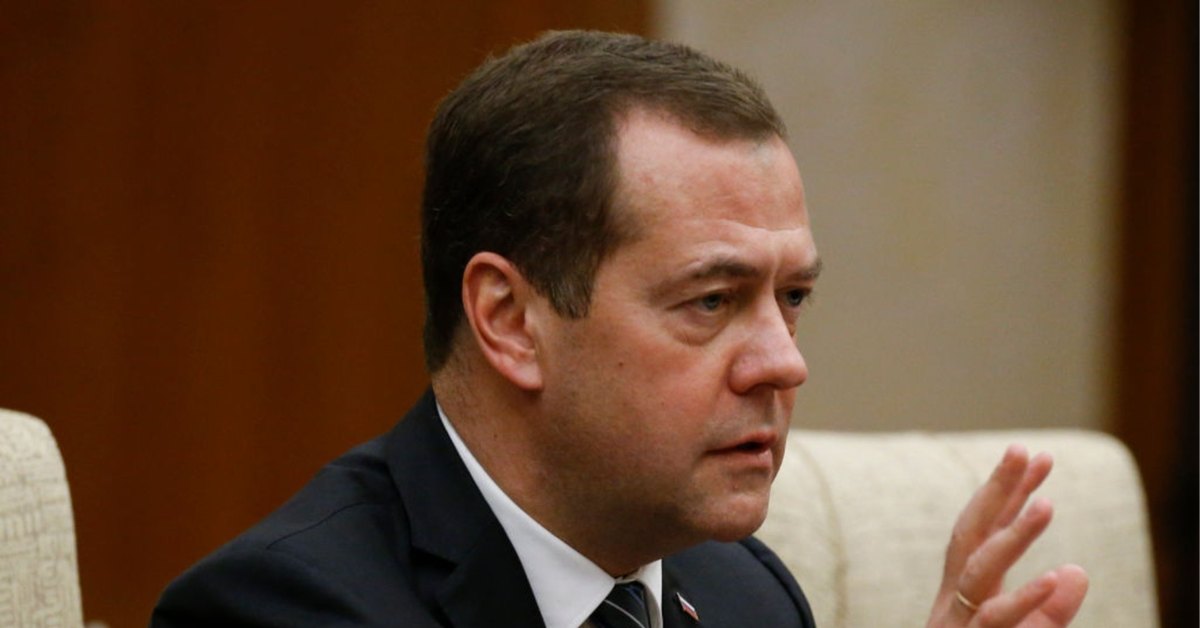 medvedev-zaplashi-s-udar-po-atomna-elektrotsentrala-v-ukrayna