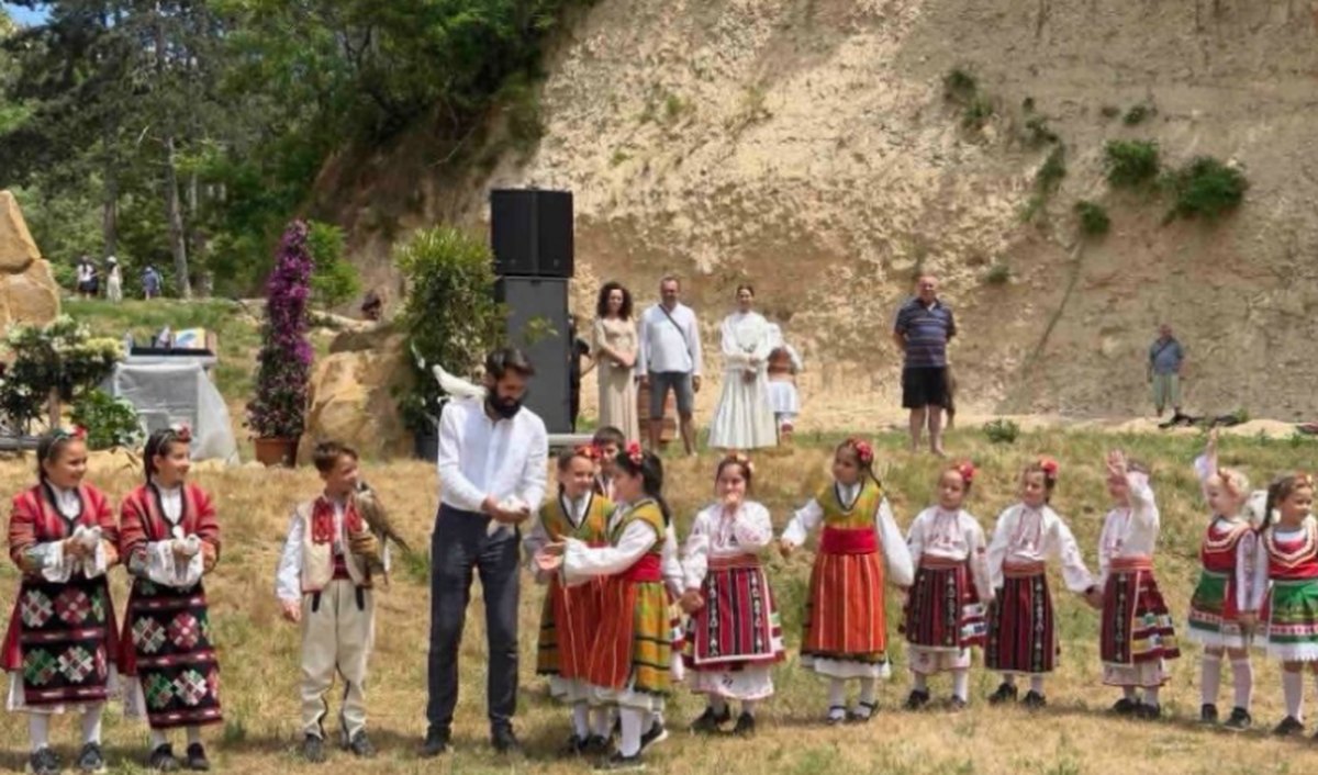 festival-v-melnik-pochete-svetata-petdesetnitsa-i-deloto-na-kiril-i-metodiy