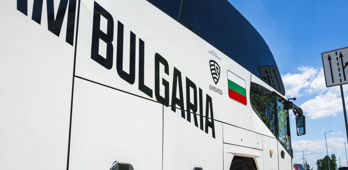 balgarskite-natsionalni-otbori-po-basketbol-s-novi-avtobusi