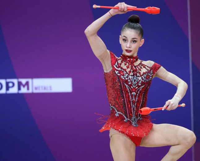 Алекса Рашева триумфира в многобоя на турнир в Жирона и се класира за финалите на уредите