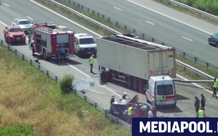 Тежкотоварен камион премина през мантинела и причини смърт на трима край Ямбол