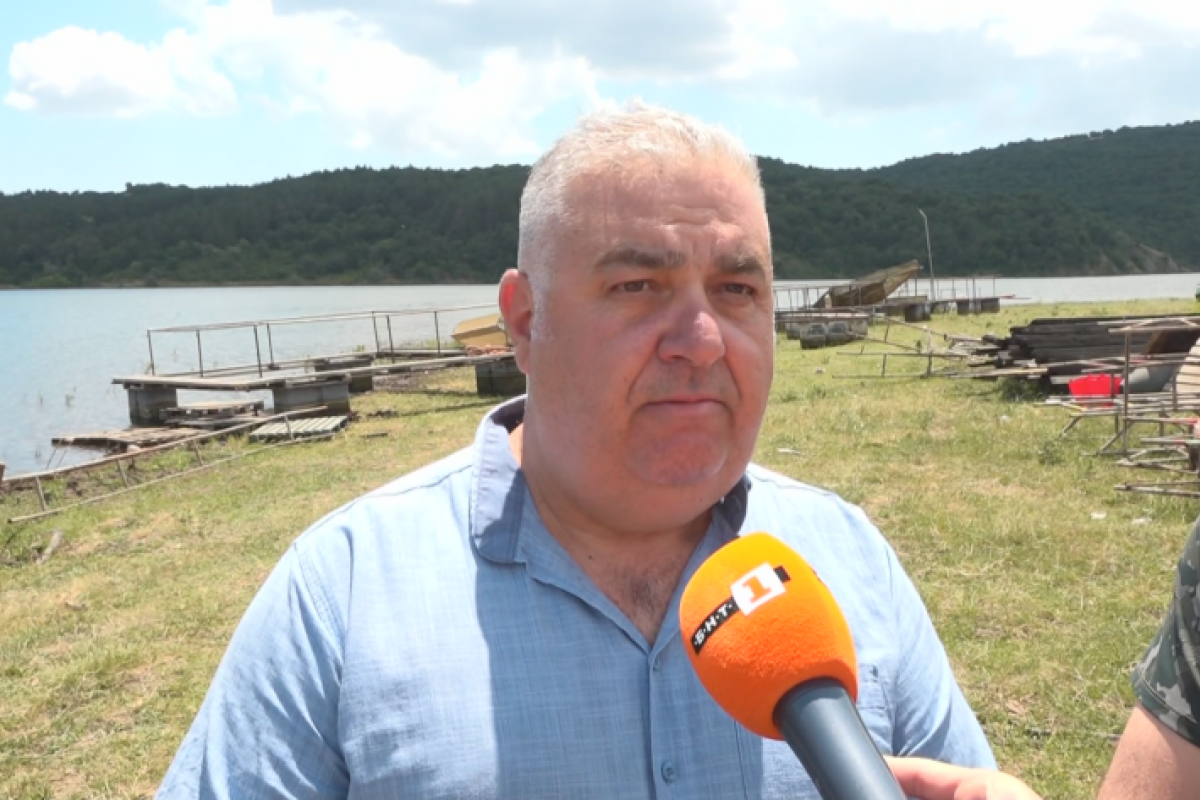 Областната администрация в Бургас си върна владението върху 67 декара от язовир „Ахелой“, ползвани незаконно за риболов