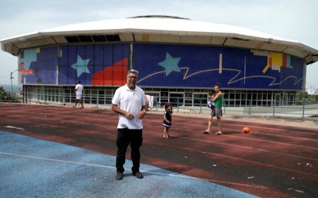 Стадион във Венецуела приютява хиляди пострадали от земетресенията