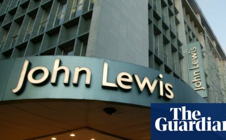 John Lewis планира закриване на бюра за валута и подаръци и съкращения на 200 работни места