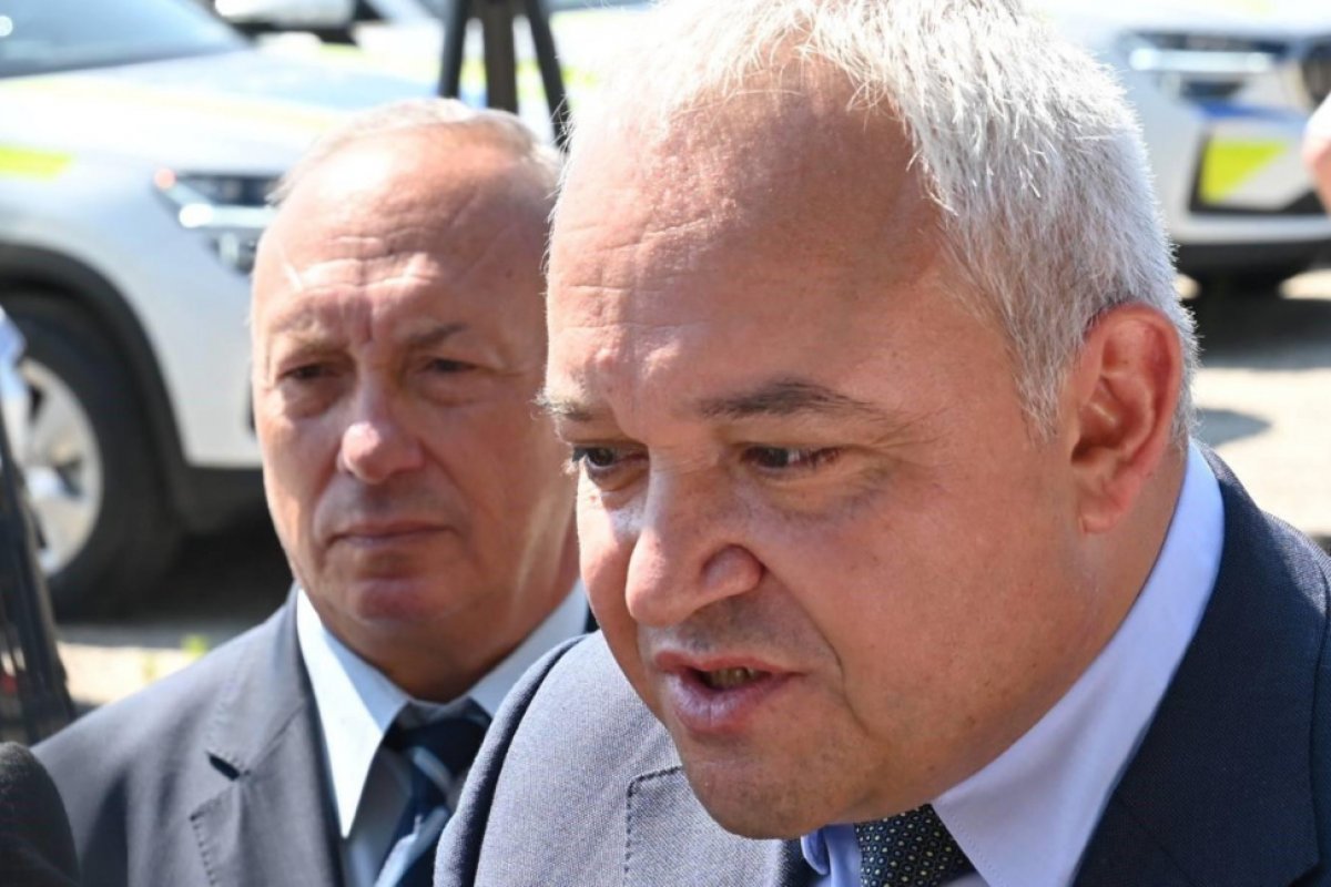 Демерджиев: Проверява се връзка между политици, магистрати и бизнес около полетите на Пеевски
