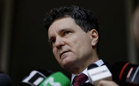 Президентът на Румъния призова управляващите да се разберат за ново правителство до вторник