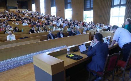 Балотаж за ректор на Софийския университет между проф. Райновски и проф. Стефанова