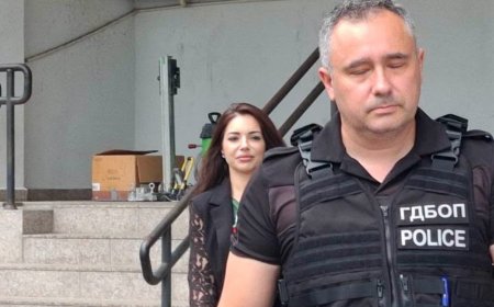 Заместник-директор на ВиК Бургас е изведена за разпит по обществени поръчки след акция на ГДБОП