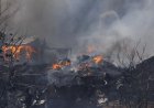 Голям горски пожар в Атика: 120 пожарникари и десетки самолети се борят с огъня