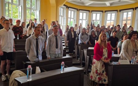 Учениците създадоха сайт за ученическо самоуправление, който ще обхване всички училища в страната