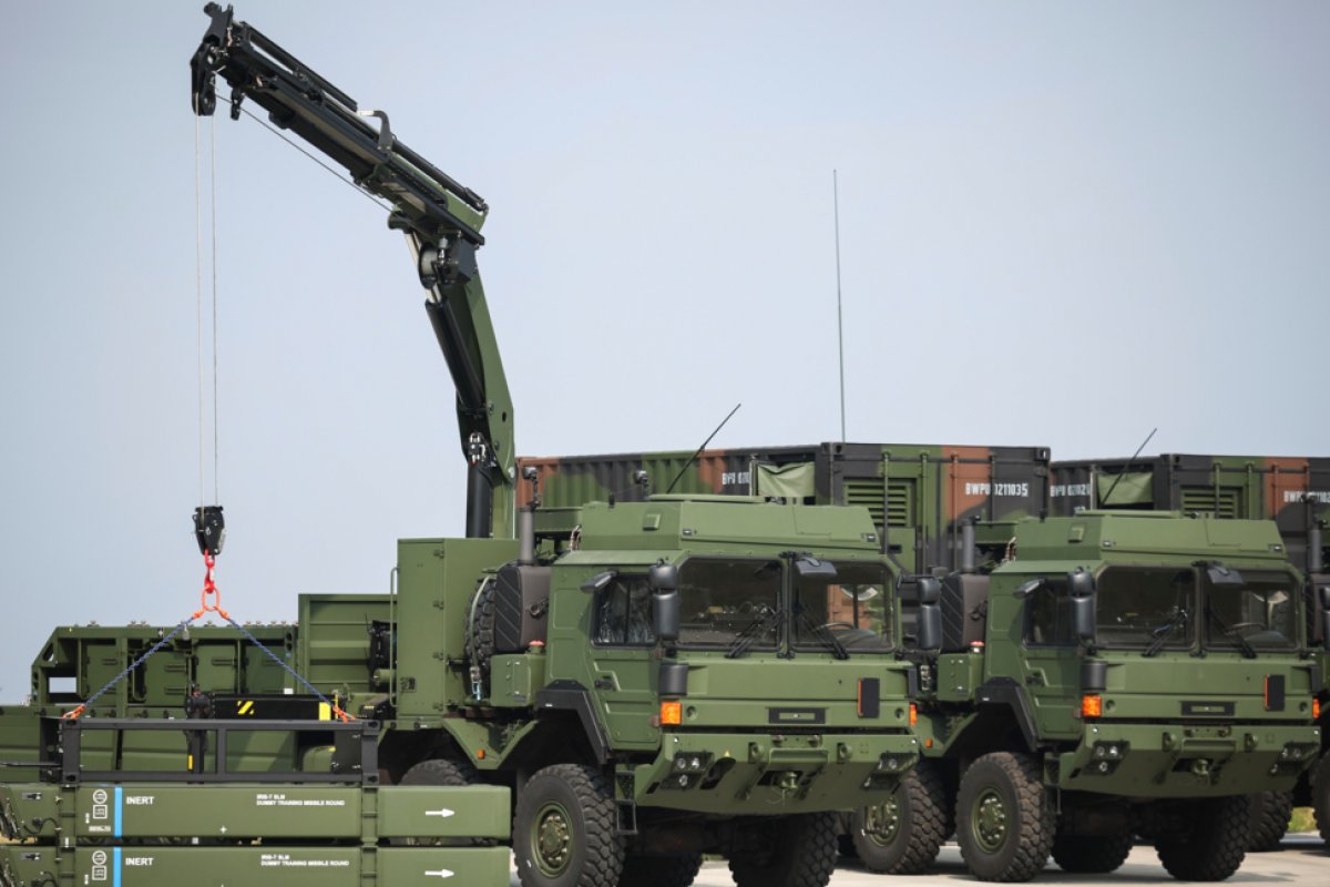 Германия предлага кораби, дронове и изтребители на НАТО вместо американските активи