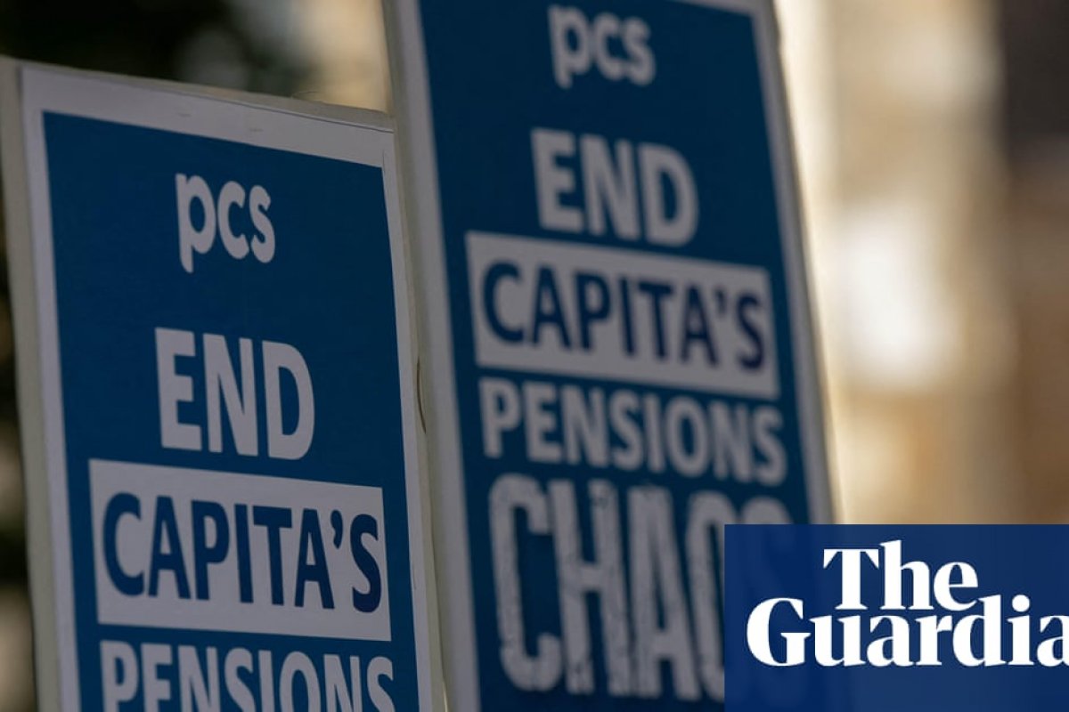 Проблеми с пенсиите на държавната служба струват на Capita до 40 млн. паунда