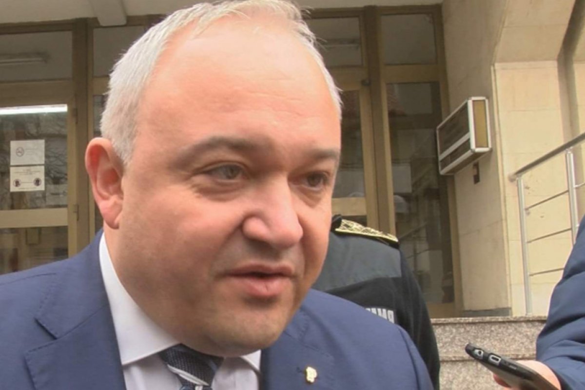 Демерджиев: Предстои изнасяне на информация за хора, свързани с полетите на Пеевски; Мавродиев ще бъде екстрадиран от Сърбия