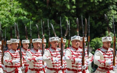 Националната гвардейска част отбелязва 147 години с тържествена смяна на караула в София