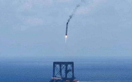 Китай успешно изстреля ракета Long March-10B и възстанови първа степен на морска платформа