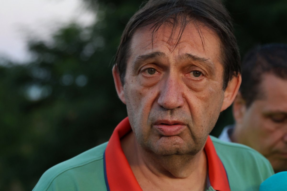 Тир скъса мантинелите на АМ „Тракия“ и се вряза в два автомобила, един загинал