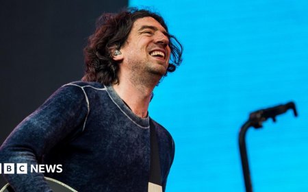 Snow Patrol празнуват 20 години от Chasing Cars и песента им с Кайли Миноуг