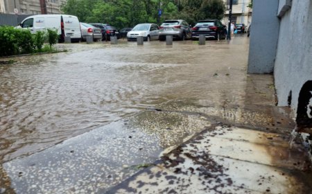 Буря с проливен дъжд остави части от София и Софийска област без ток